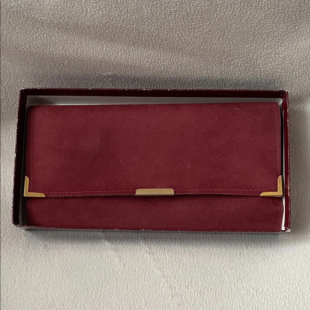 Vintage 1970’s Elegant Burgundy travel jewelry roll. - Picture 2 of 5